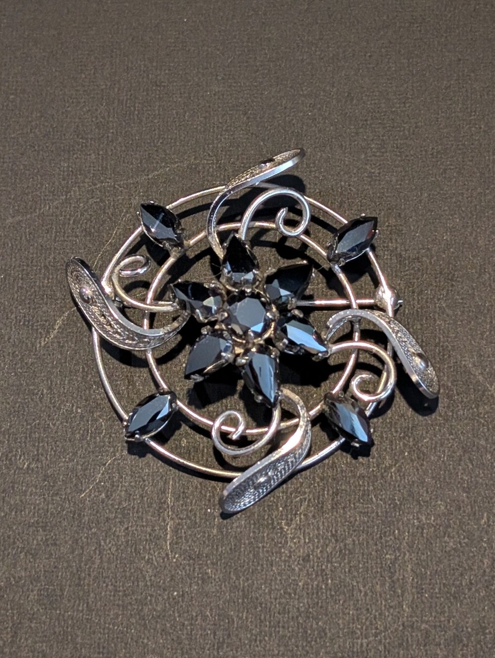 Vintage Titan Sterling Silver & Hematite Pinwheel Filigree Brooch Pin Beautiful